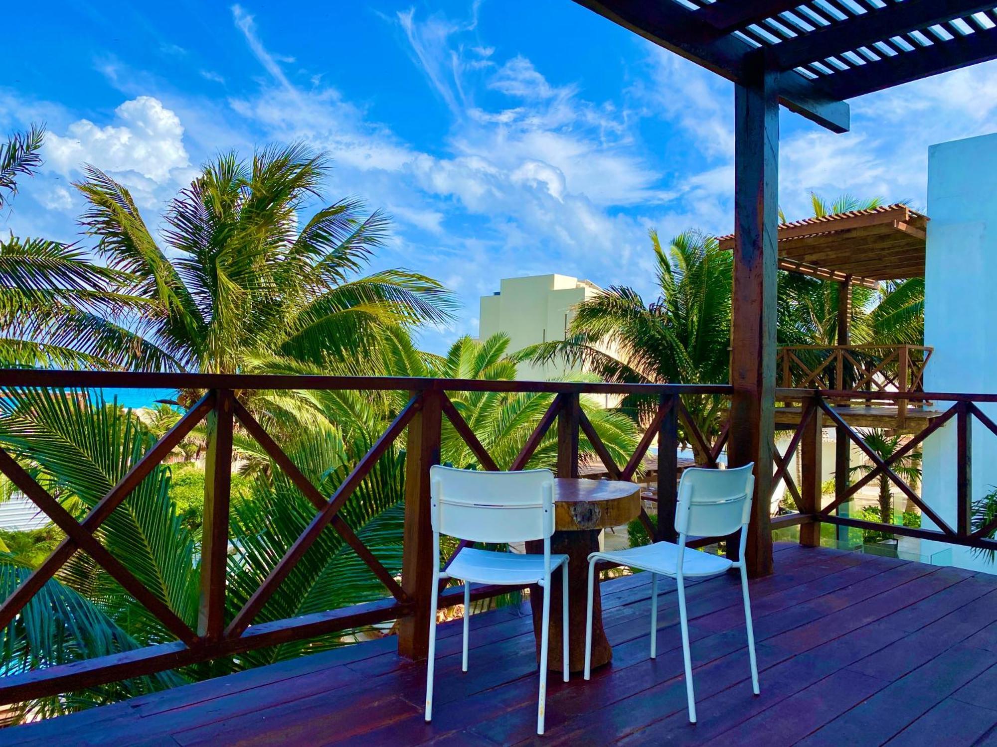 Villas Amanecer By Andiani Travel Isla Mujeres Exterior photo