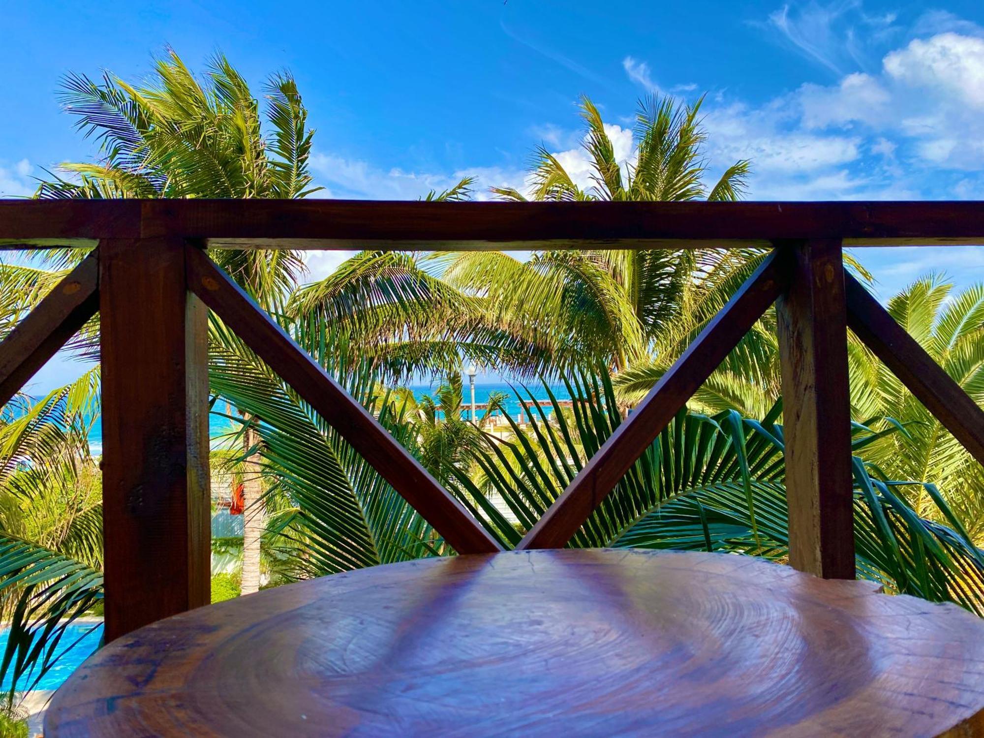 Villas Amanecer By Andiani Travel Isla Mujeres Exterior photo