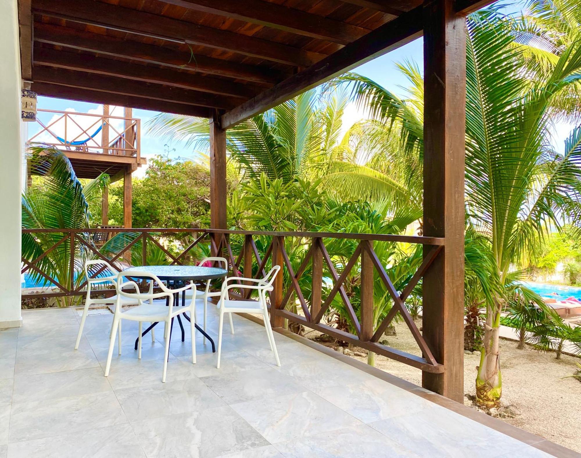 Villas Amanecer By Andiani Travel Isla Mujeres Exterior photo