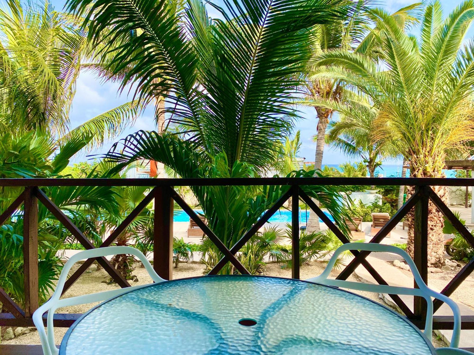 Villas Amanecer By Andiani Travel Isla Mujeres Exterior photo