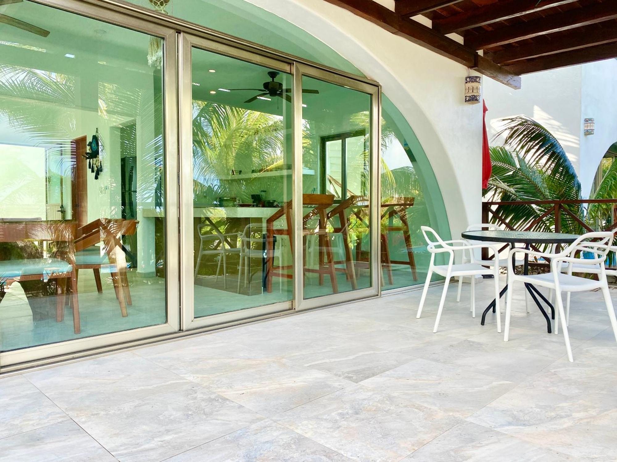 Villas Amanecer By Andiani Travel Isla Mujeres Exterior photo