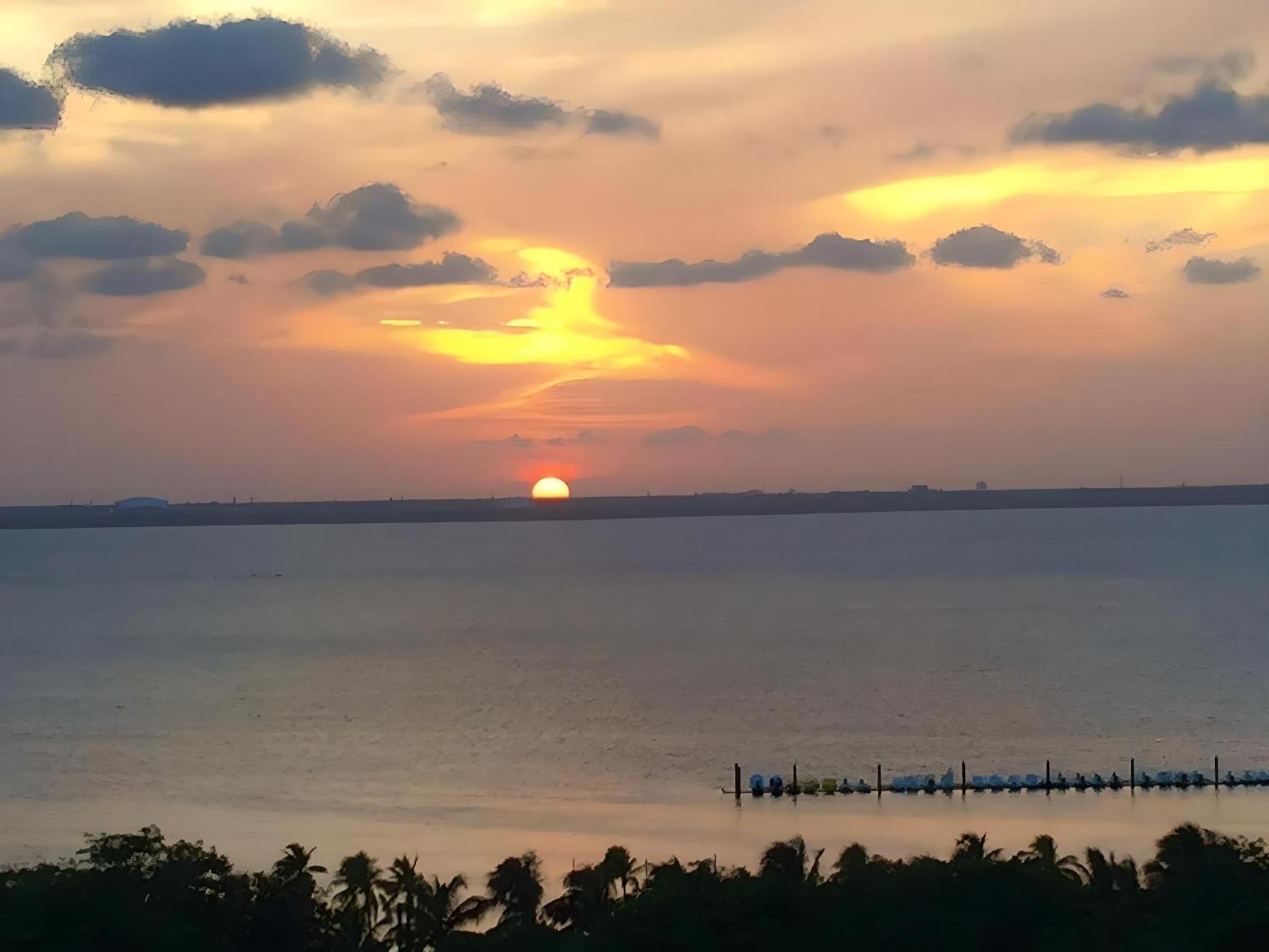 Villas Amanecer By Andiani Travel Isla Mujeres Exterior photo