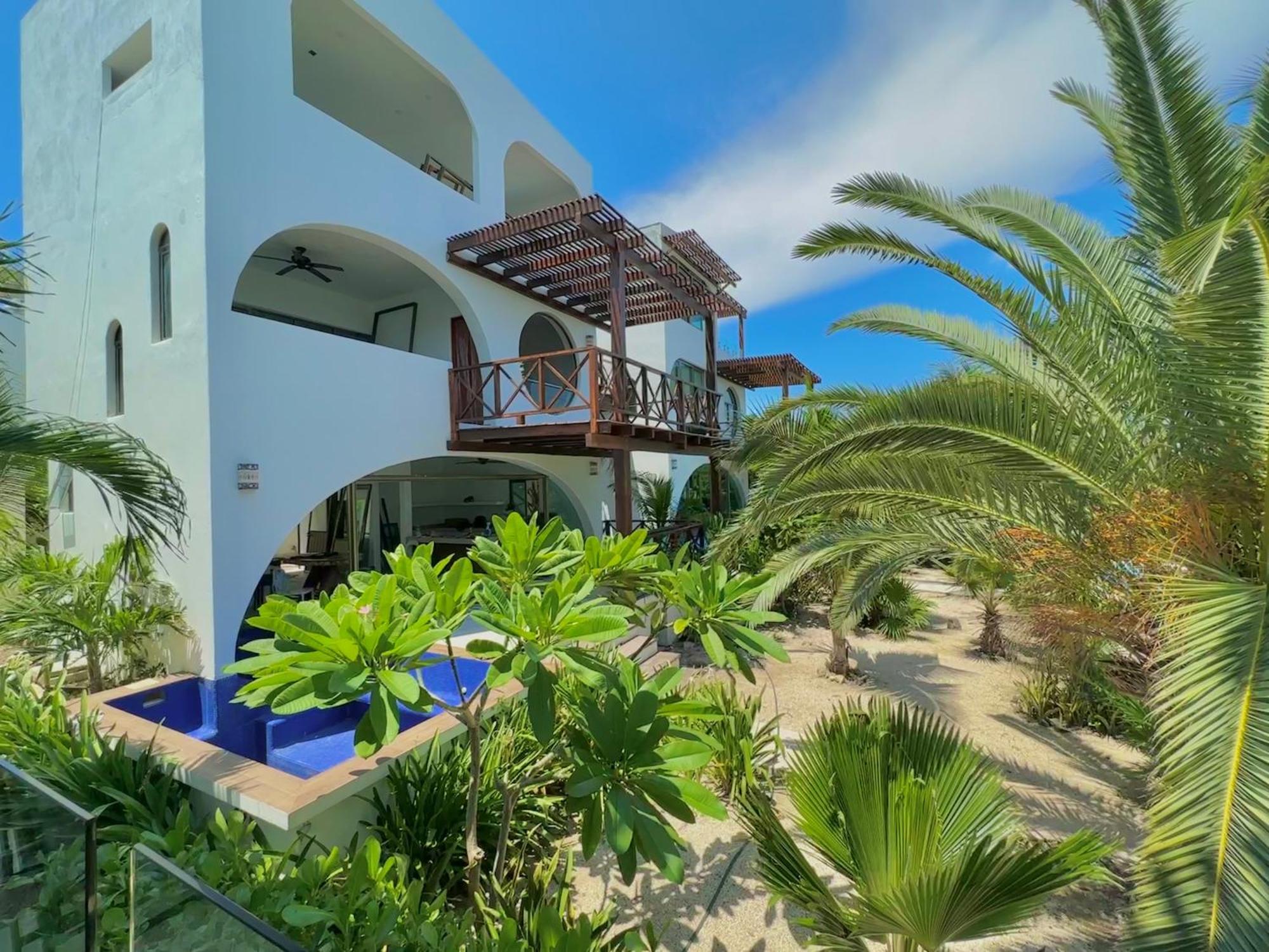 Villas Amanecer By Andiani Travel Isla Mujeres Exterior photo