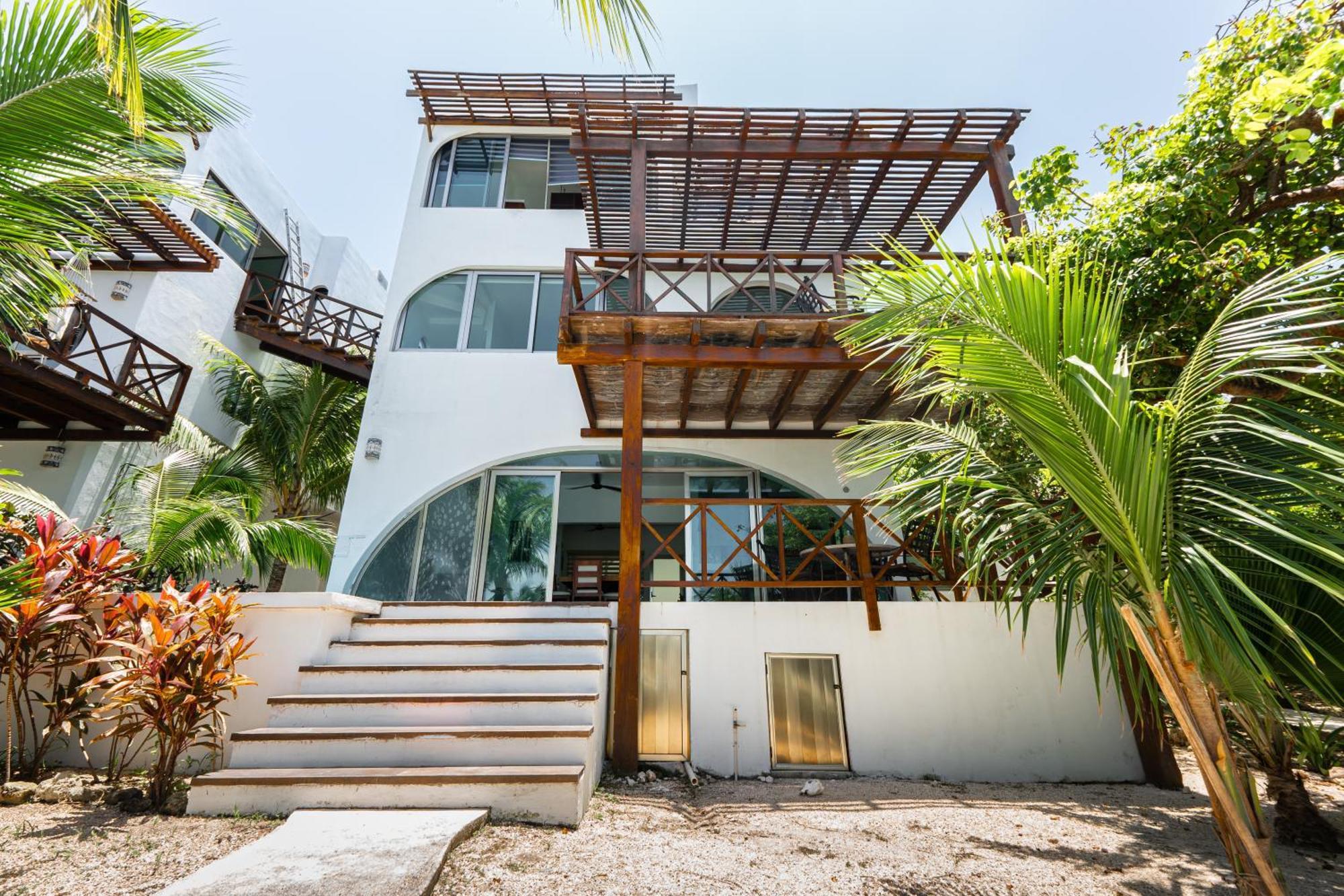 Villas Amanecer By Andiani Travel Isla Mujeres Exterior photo